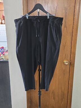 Lane Bryant Black Drawstring Capris